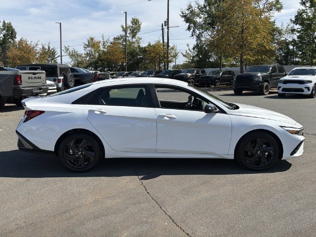 Used 2026 Hyundai Elantra Sport w/ Cargo Package FWD image 13