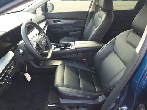 Used 2025 Nissan Murano SL AWD/4WD image 6