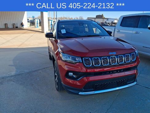 Used 2025 Jeep Compass Limited image 10