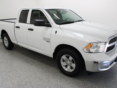 Used 2024 RAM 1500 Tradesman w/ Electronics Group RWD image 4