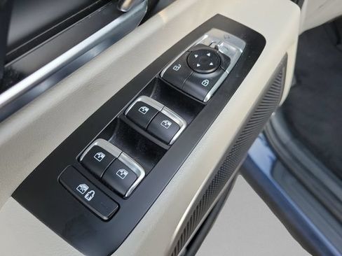 Used 2023 Kia Telluride EX FWD image 13