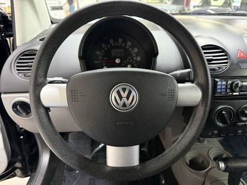 Used 2005 Volkswagen Beetle GLS FWD image 20
