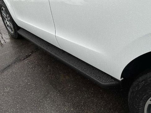 New 2026 Ford Expedition Active image 8