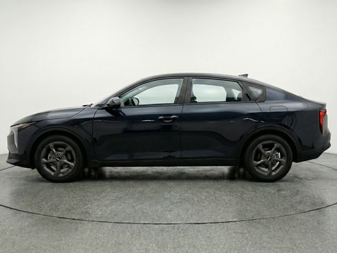 Used 2025 Kia K4 FWD image 5