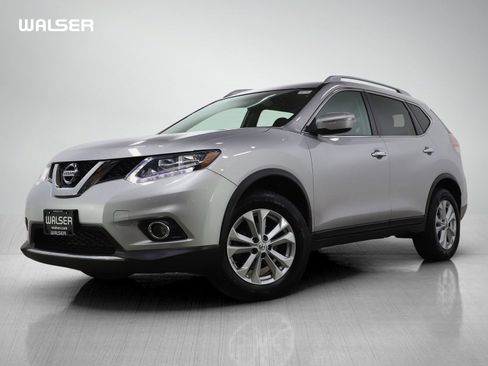 Used 2014 Nissan Rogue SV image 1