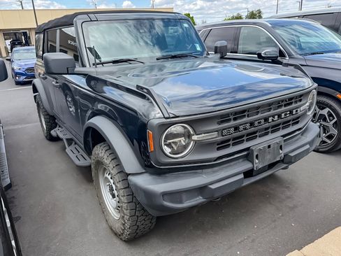 Used 2022 Ford Bronco 4-Door AWD/4WD image 2