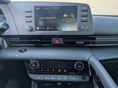 New 2026 Hyundai Elantra SEL Sport image 10