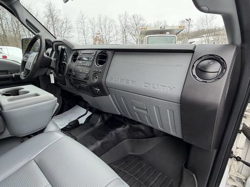 Used 2016 Ford F350 XL w/ Power Equipment Group image 39