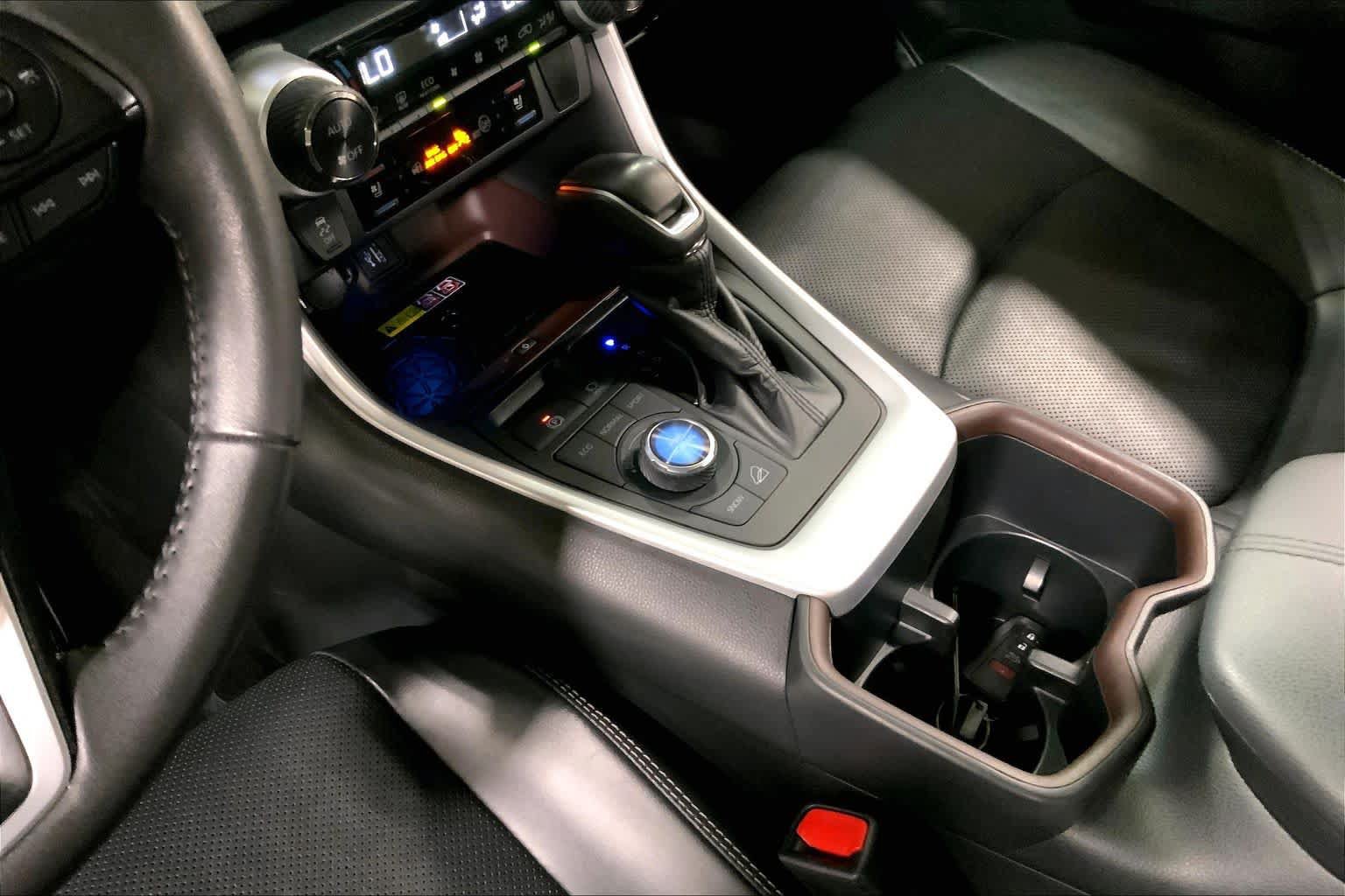 Certified 2023 Toyota RAV4 Limited AWD/4WD image 17