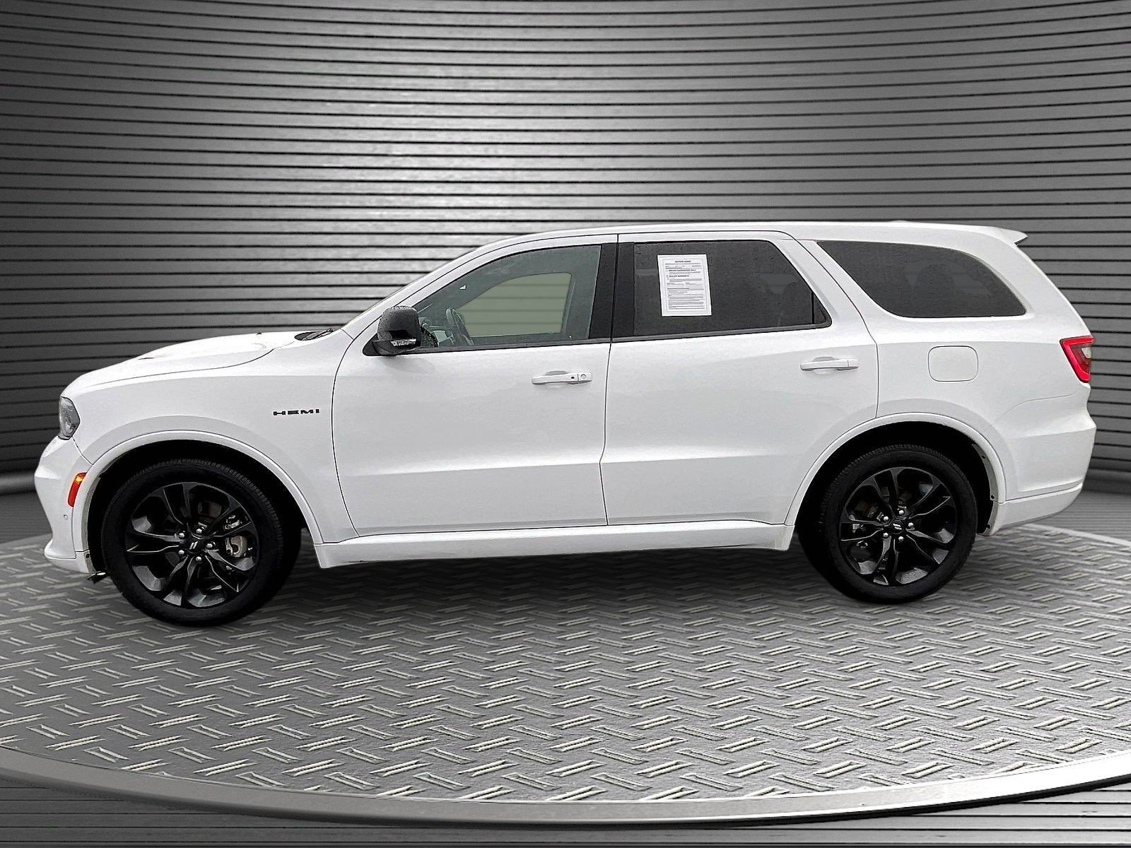 Used 2022 Dodge Durango R/T w/ Blacktop Package AWD/4WD image 4