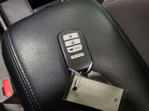 Used 2016 Honda CR-V Touring image 15