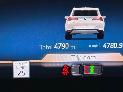 Used 2025 BMW X3 xDrive30i w/ Convenience Package image 25