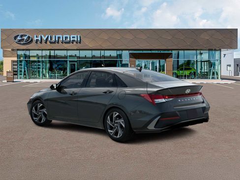 New 2026 Hyundai Elantra SEL Sport Premium image 3