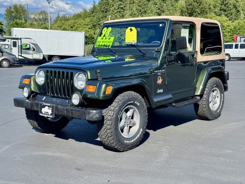 Used 1998 Jeep Wrangler Sahara AWD/4WD image 1