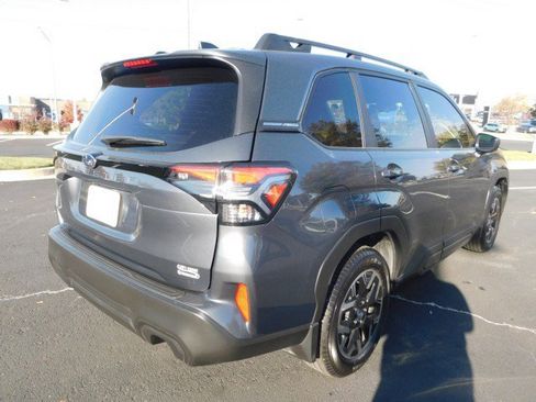 Used 2025 Subaru Forester Premium w/ Convenience Package #1 image 3