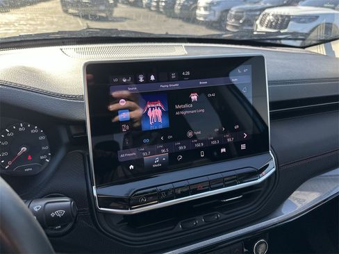 Used 2022 Jeep Compass Trailhawk w/ Trailhawk Convenience Group image 16