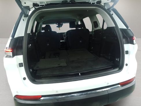 Used 2022 Jeep Grand Cherokee L Laredo w/ Luxury Tech Group I image 5