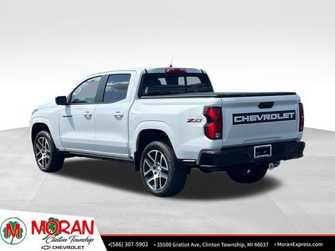 Certified 2023 Chevrolet Colorado Z71 w/ Z71 Convenience Package 2 AWD/4WD image 4