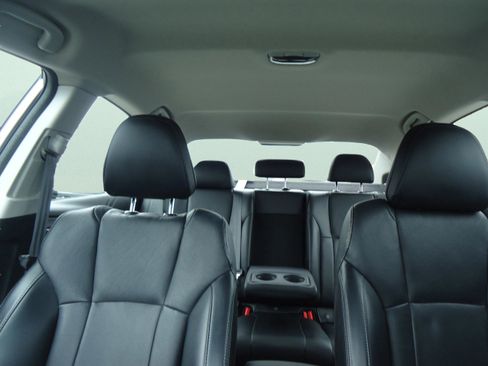 Used 2021 Subaru Legacy Limited image 29