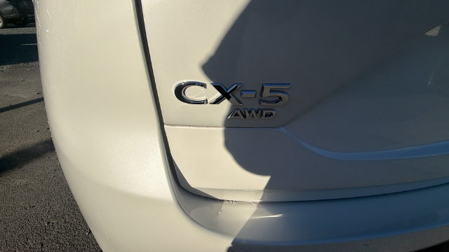 Used 2023 MAZDA CX-5 AWD 2.5 S w/ Premium Package image 9
