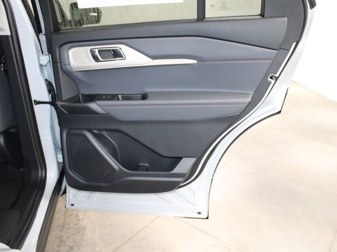 New 2026 Ford Explorer Active w/ Active Comfort Package image 36