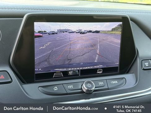 Used 2022 Chevrolet Blazer LT FWD image 18