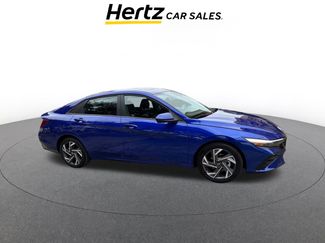 Used 2025 Hyundai Elantra SEL video 1