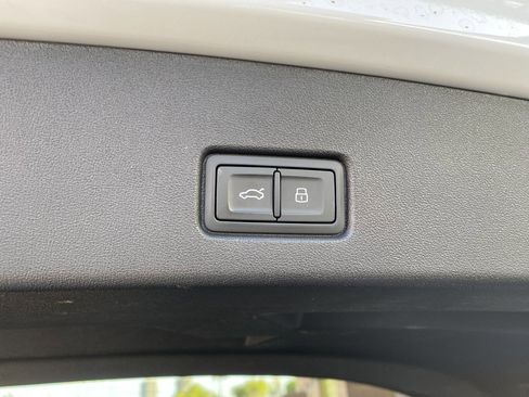 Used 2022 Audi Q4 e-tron Premium Plus image 13