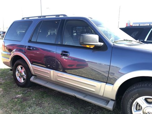 Used 2005 Ford Expedition King Ranch image 6