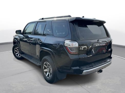 Certified 2024 Toyota 4Runner TRD Off-Road Premium image 8