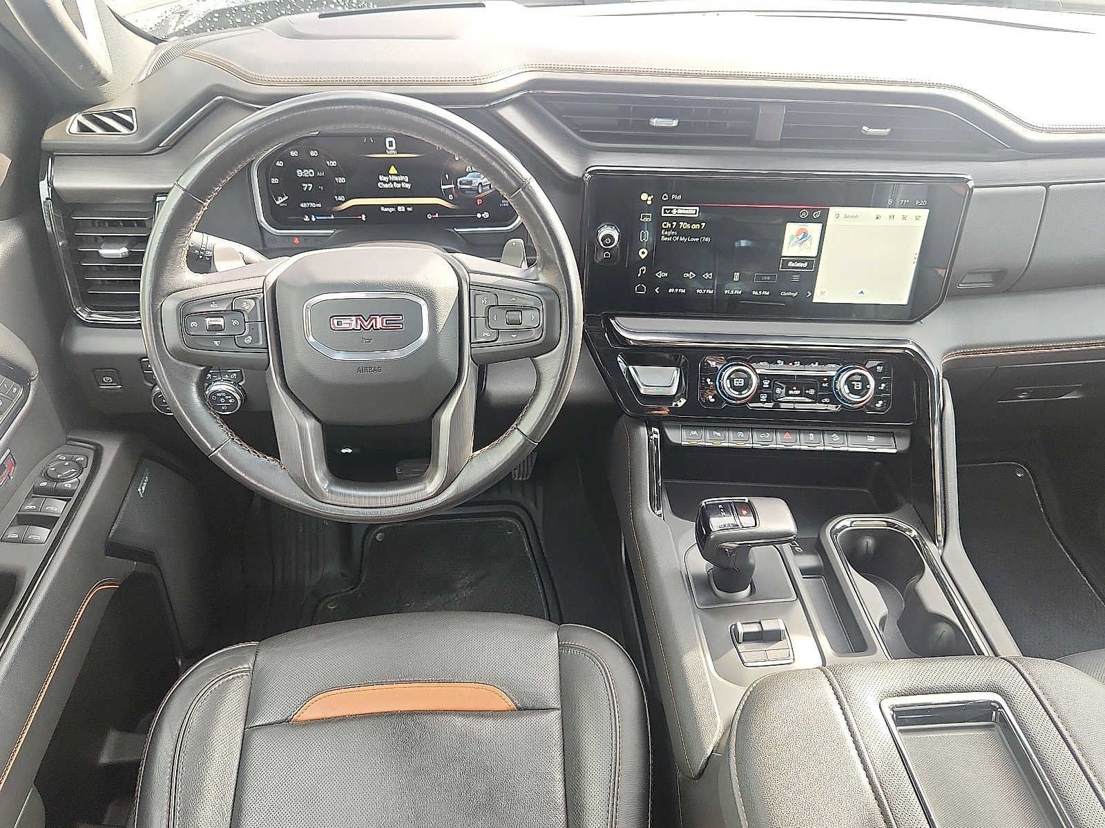 Used 2022 GMC Sierra 1500 AT4 w/ Technology Package AWD/4WD image 18
