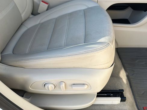 Used 2023 GMC Acadia Denali w/ Denali Ultimate Package image 26