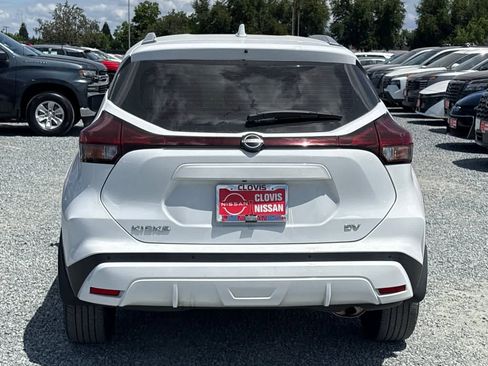 Used 2023 Nissan Kicks SV FWD image 8