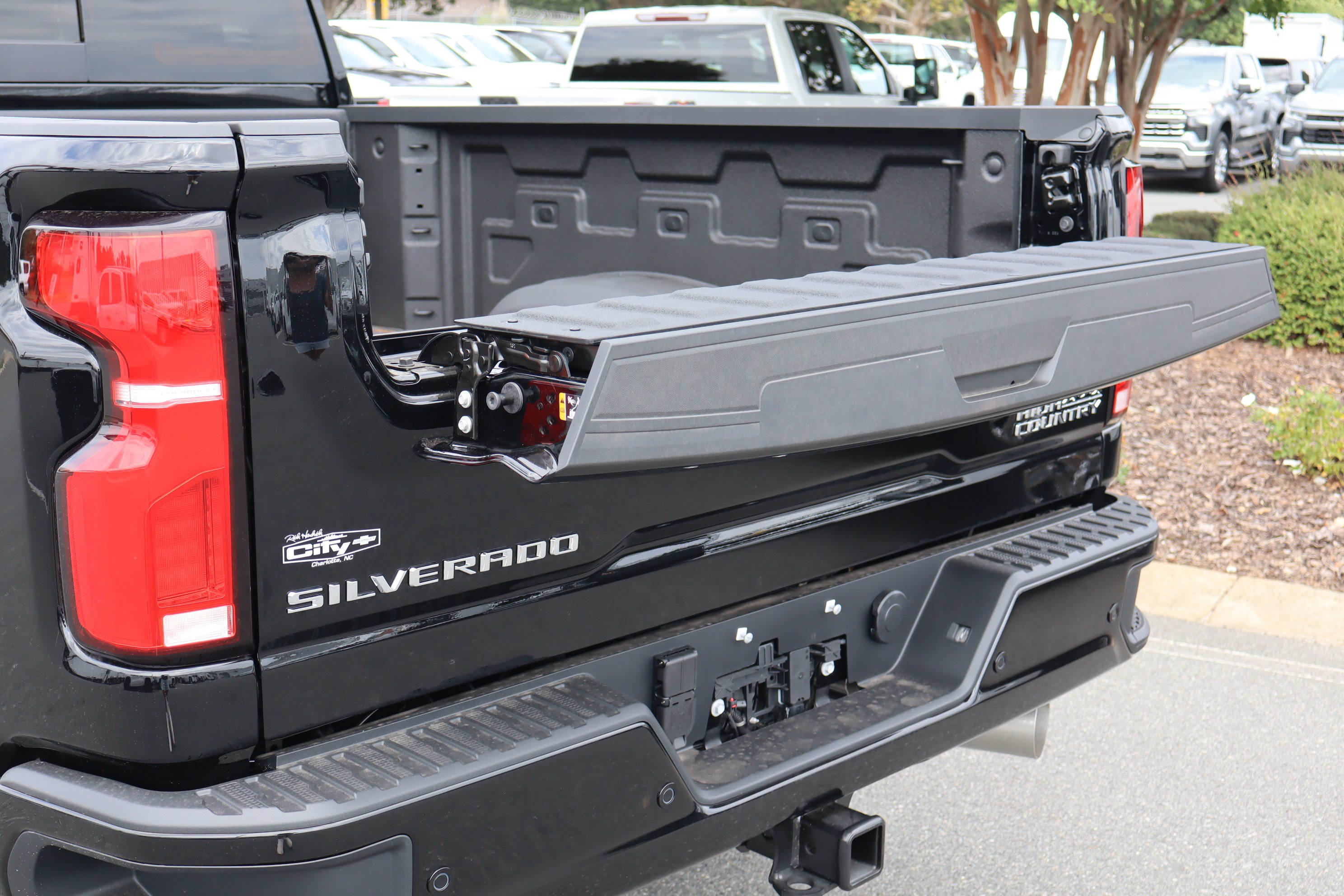 New 2026 Chevrolet Silverado 2500 High Country AWD/4WD image 11
