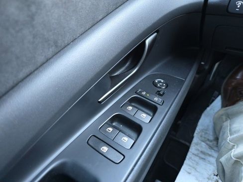 Used 2025 Hyundai Elantra N image 23