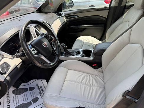 Used 2016 Cadillac SRX FWD image 11