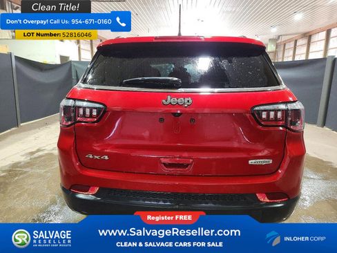 Used 2024 Jeep Compass Latitude AWD/4WD image 8