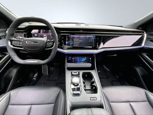 Used 2025 Jeep Wagoneer S Limited image 16