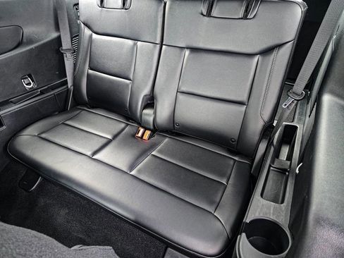 Used 2024 Ford Explorer Limited image 37