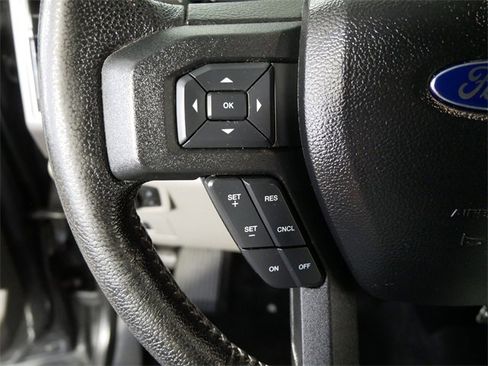 Used 2016 Ford F150 XLT w/ Equipment Group 302A Luxury image 17