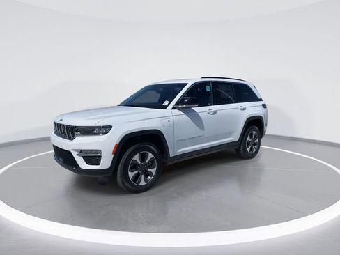 New 2024 Jeep Grand Cherokee Limited 4xe AWD/4WD image 4