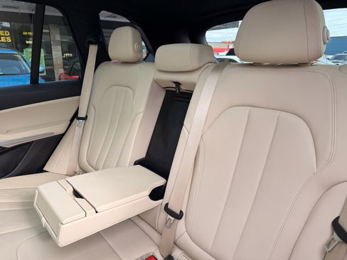 Used 2020 BMW X5 xDrive40i w/ Convenience Package image 16