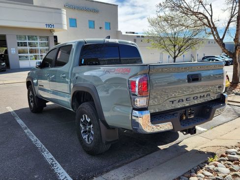 Used 2023 Toyota Tacoma TRD Off-Road w/ Black Out Package (TMS) AWD/4WD image 5