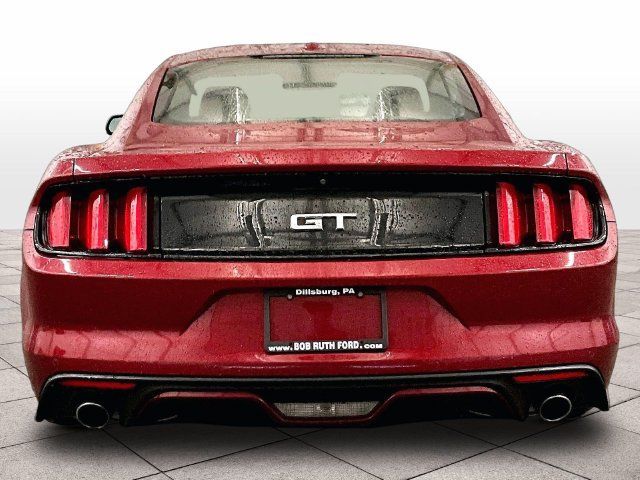 Used 2017 Ford Mustang GT Premium w/ GT Performance Package RWD image 4