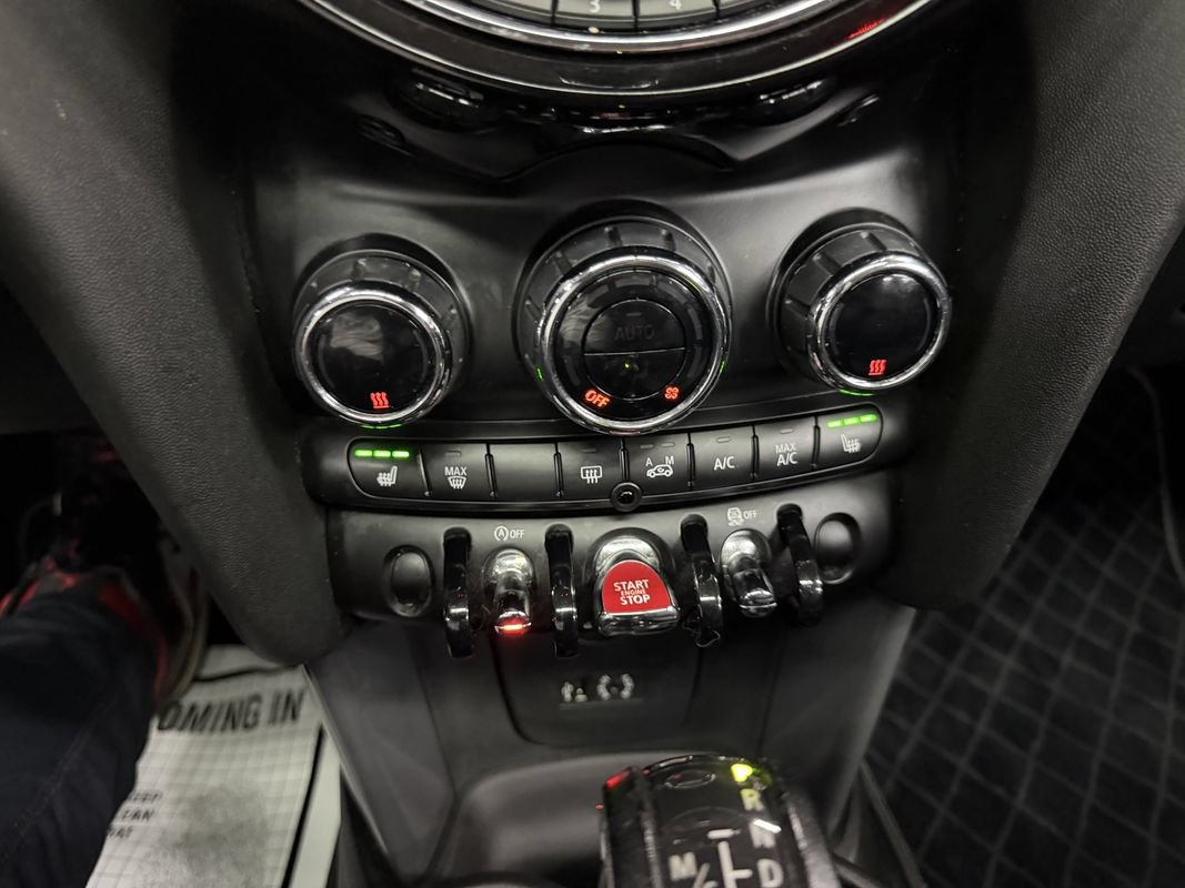 Used 2017 MINI Cooper 2-Door Hardtop FWD image 23