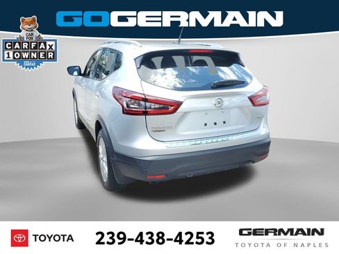 Used 2022 Nissan Rogue Sport SV FWD image 12