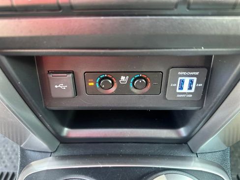 Used 2021 Toyota 4Runner Limited AWD/4WD image 15