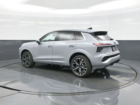 New 2026 Audi Q3 quattro 2.0T AWD/4WD image 5
