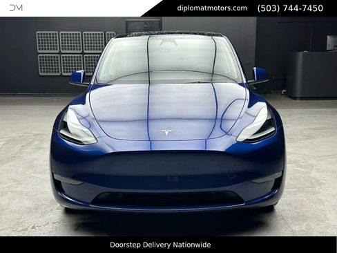 Used 2023 Tesla Model Y Long Range image 10