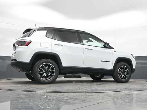 New 2026 Jeep Compass Trailhawk AWD/4WD image 47